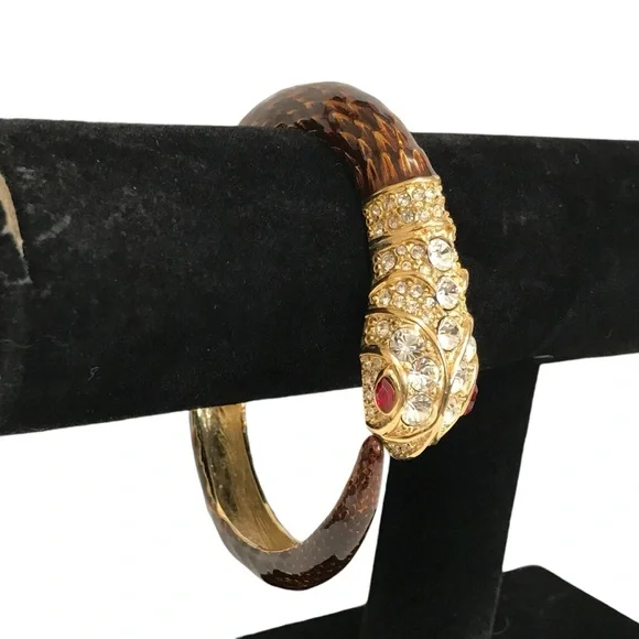 Kenneth Lane KJL Snake Hinged Bracelet Clear Crystal Paved Red Eyes Enamel Body - Picture 2 of 8